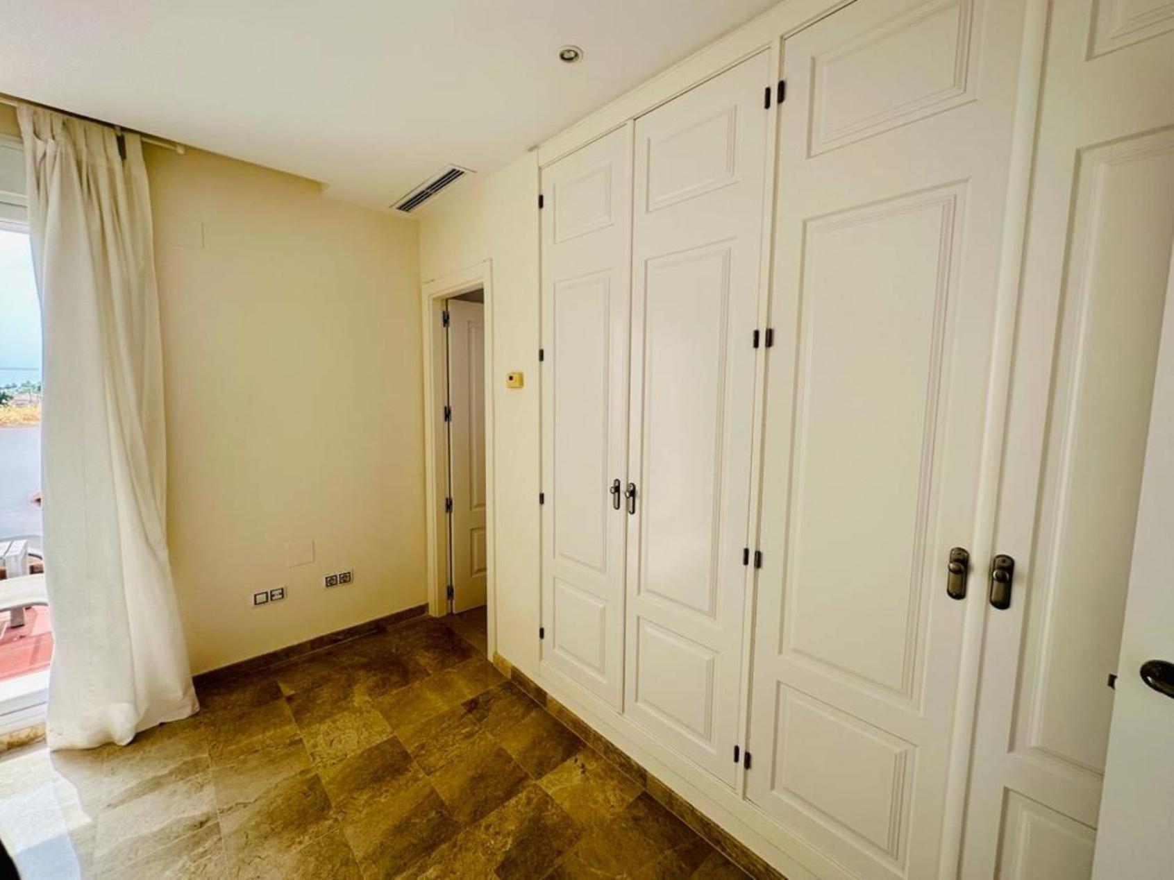 Superior 3br Duplex Penthouse In Aloha Apartamento