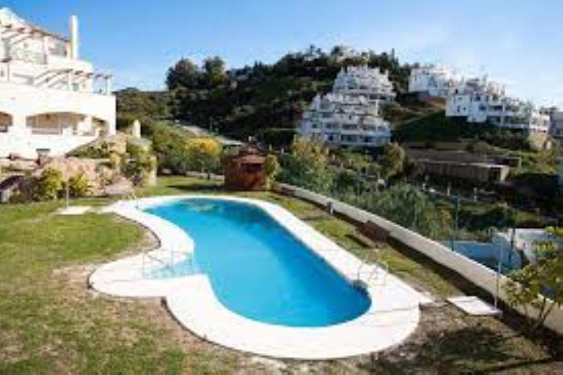 Superior 3br Duplex Penthouse In Aloha *
