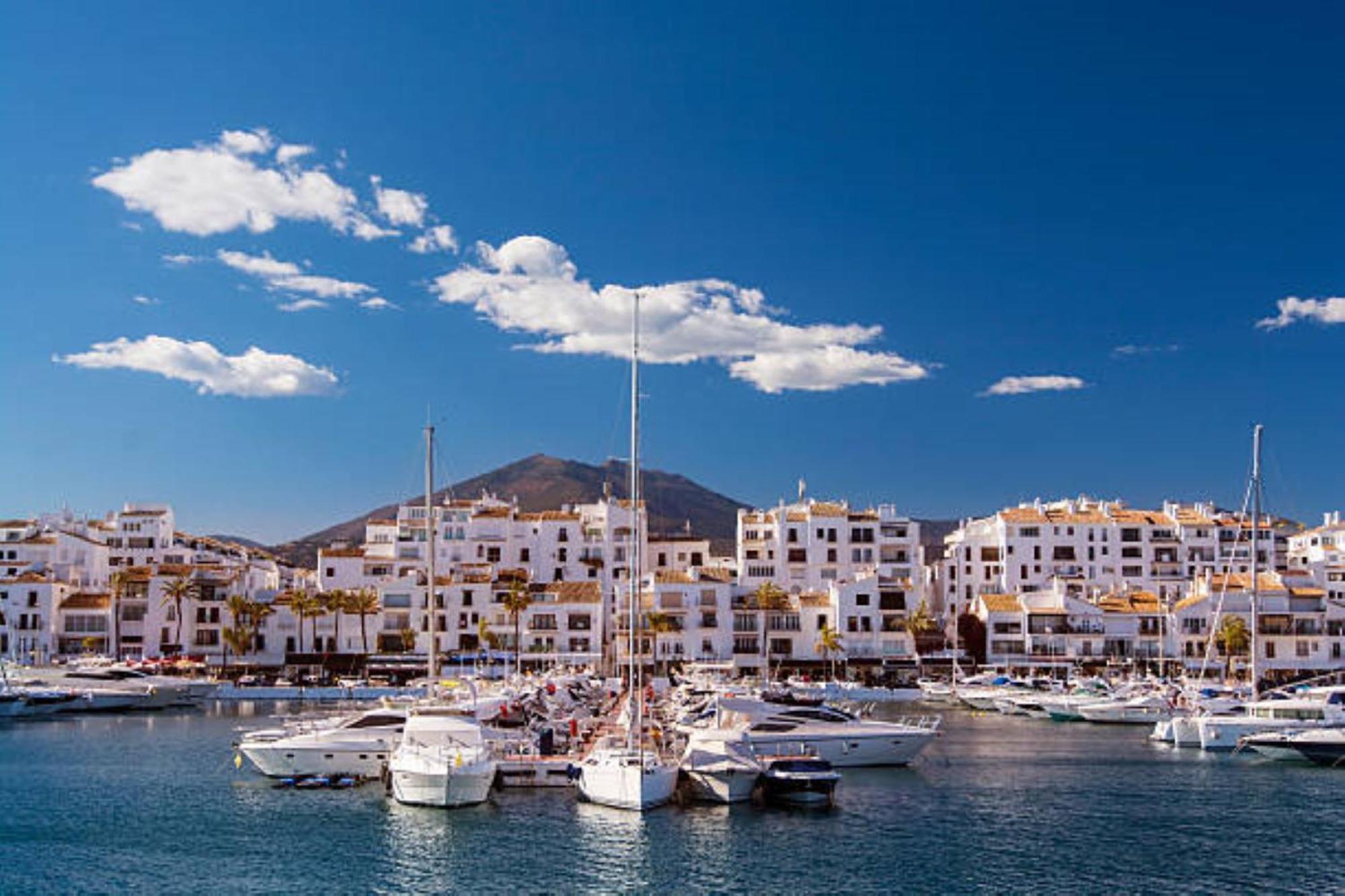 Superior 3br Duplex Penthouse In Aloha Marbella